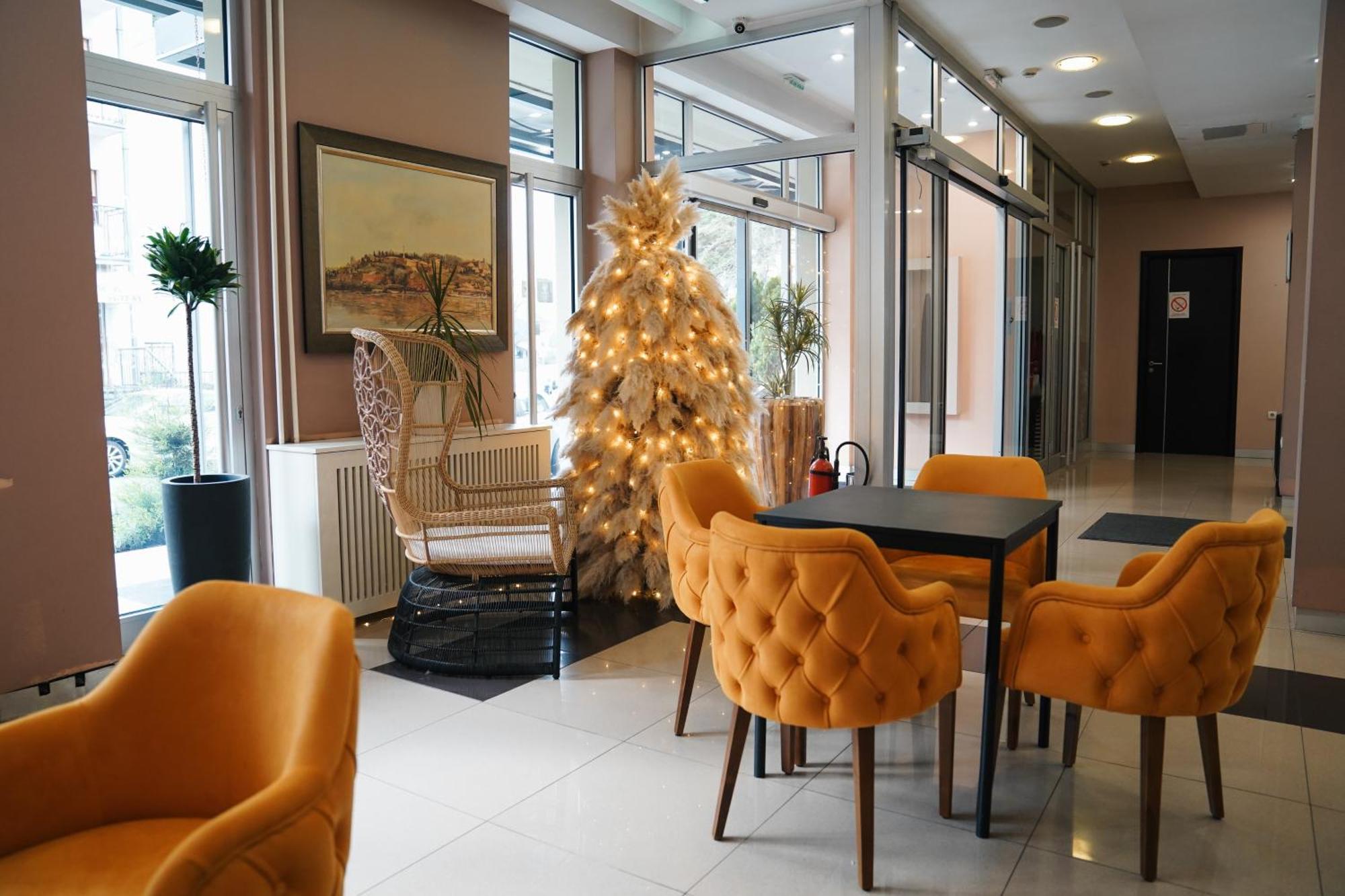 Hotel Sumadija Белград Екстер'єр фото