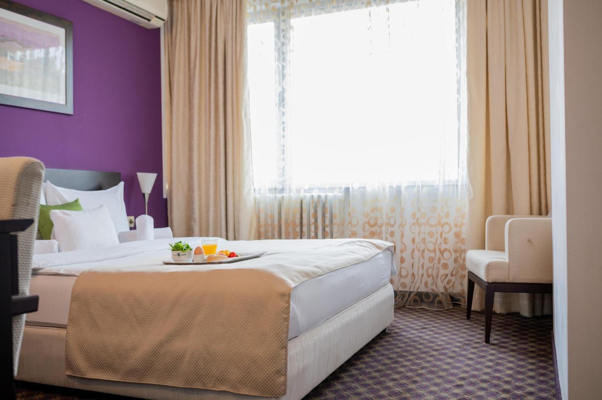 Hotel Sumadija Белград Номер фото