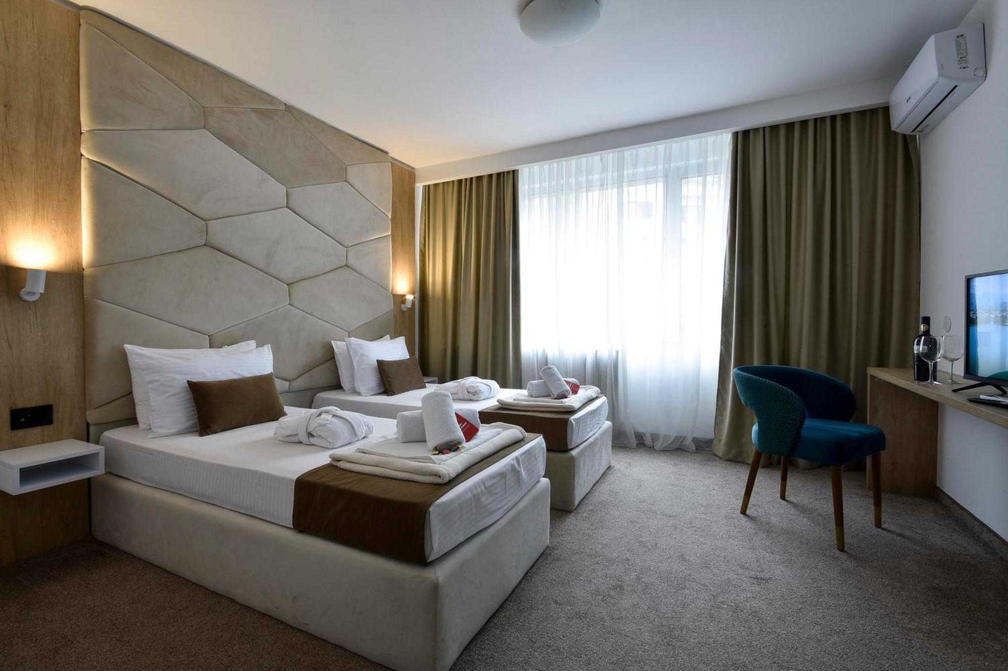 Hotel Sumadija Белград Екстер'єр фото